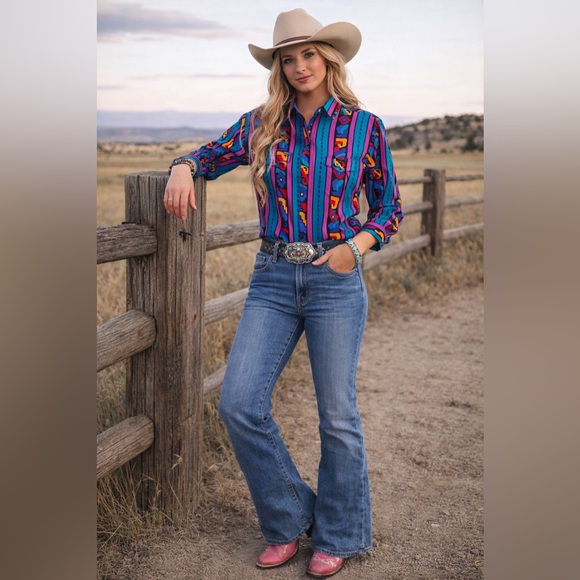 Wrangler Other - Vintage made in USA size XL retro bright colored western shirt button up